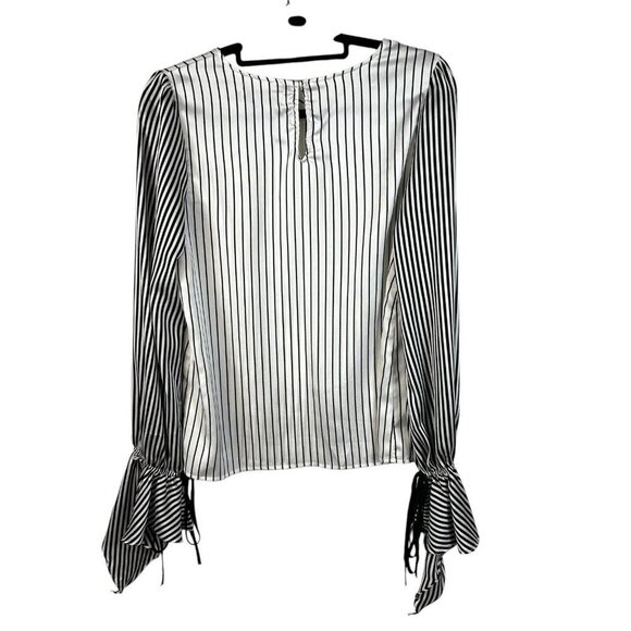 Do+Be Striped Long Sleeve Top Black White Womens Size Medium Flare‎ Tie Sleeve - Picture 2 of 8